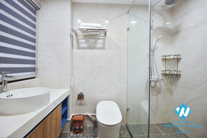 Brand new and morden 2 beds aparment for rent in Nghi Tam st, Tay Ho