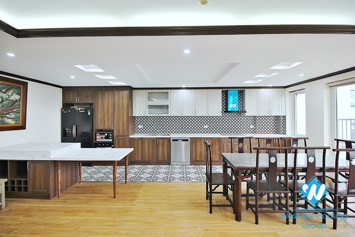 A newly and spacious 3 bedroom apartment for rent in Tay ho