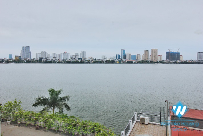 Lake view and bright 2 bedrooms apartment for rent in Xom Chua, Dang Thai Mai, Tay Ho