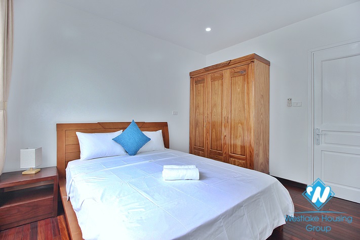 Lake view 2 bedroom apartment for rent in Tay ho, Dang thai mai