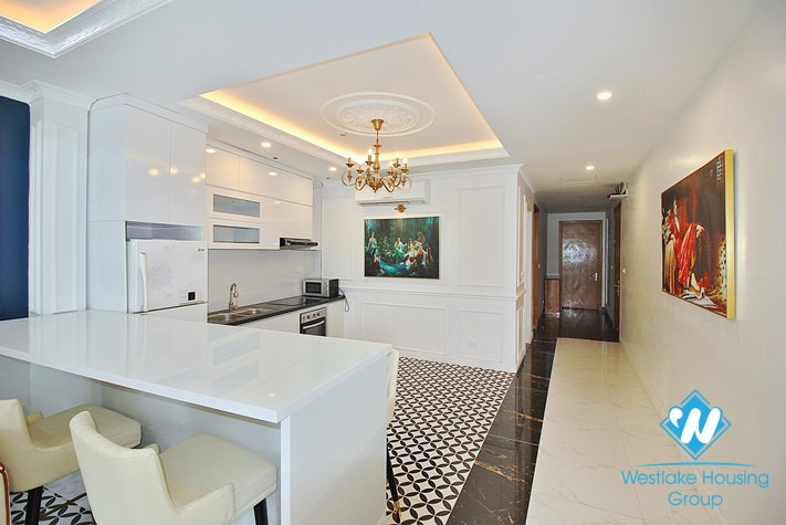 Large 02 bedrooms apartment for rent in Nhat Chieu st, Tay Ho District 