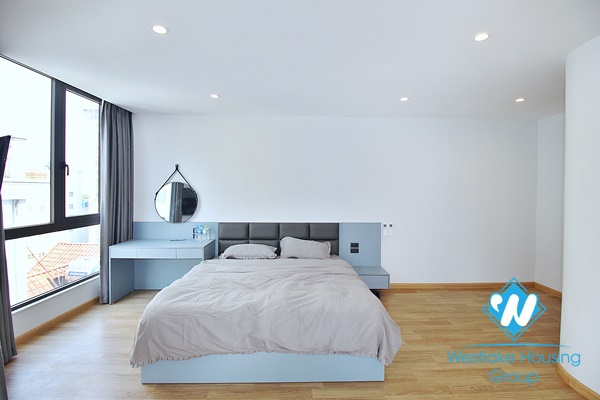 Modern and spacious 1 bedroom apartment in Tay Ho, Ha Noi