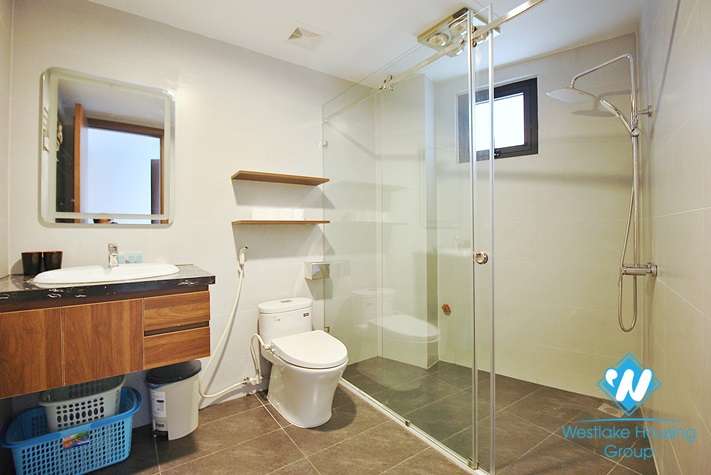 Lake view and brand new 2 beds apartment for rent in Ve Ho st, Tay Ho