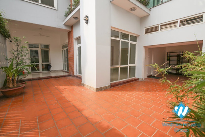 Unfurnished house for rent close to West lake side, Tay Ho