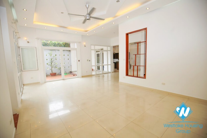 Unfurnished house for rent close to West lake side, Tay Ho