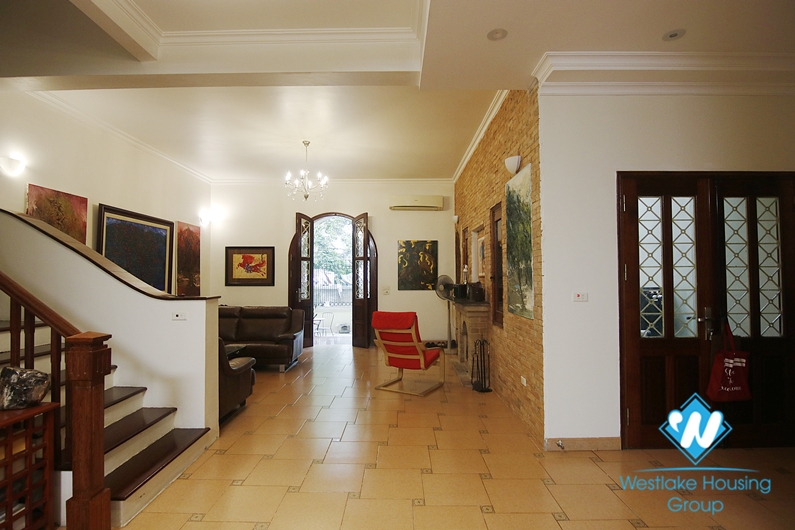 The house has good space 3 bedrooms for rent near the French international school.