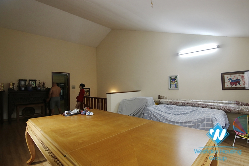 The house has good space 3 bedrooms for rent near the French international school.