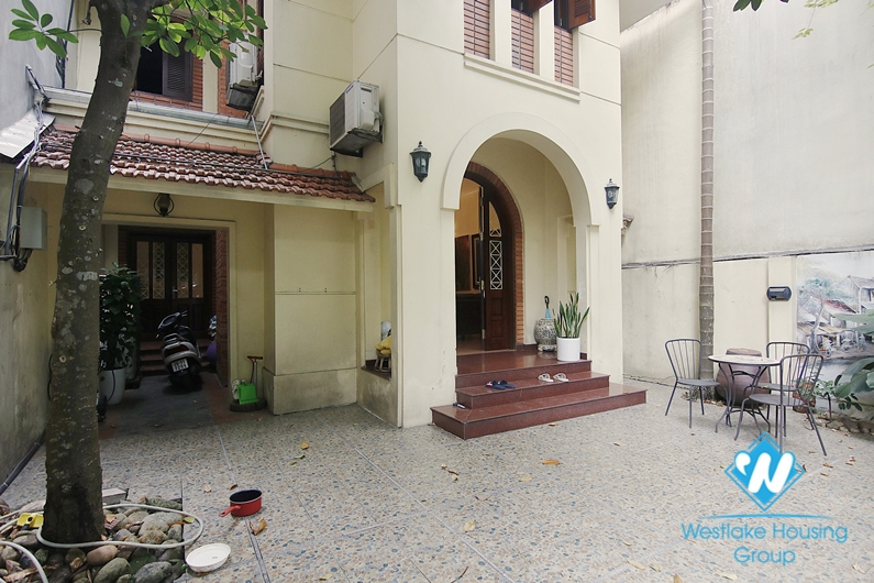 The house has good space 3 bedrooms for rent near the French international school.