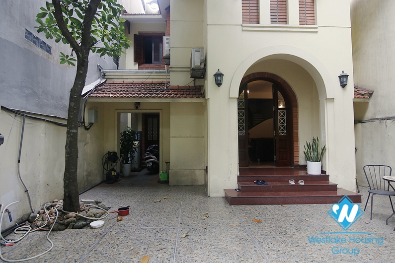 The house has good space 3 bedrooms for rent near the French international school.