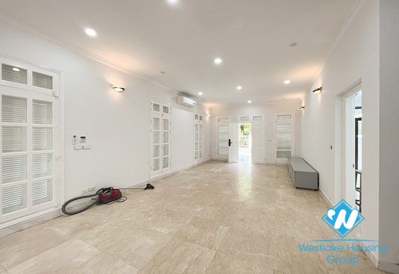 Renovated house in Ciputra, Tay Ho, Ha Noi For Rent 