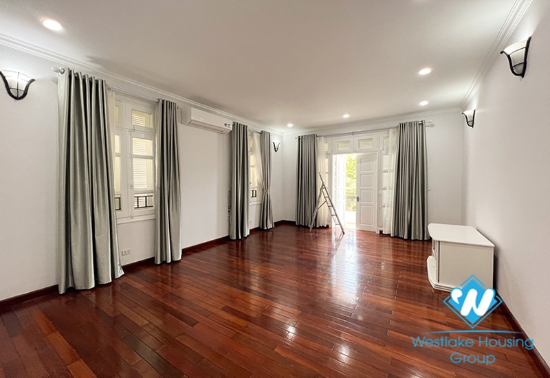 Renovated house in Ciputra, Tay Ho, Ha Noi For Rent 
