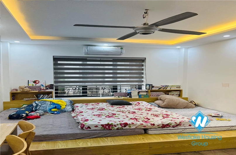 Modern furnished 4 bedroom house for rent in Yen Lang street, Dong Da district.