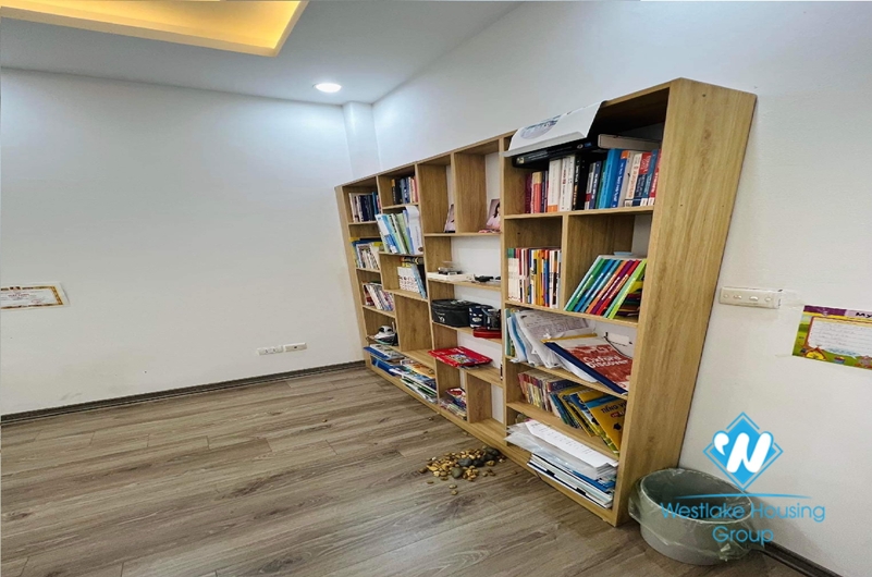 Modern furnished 4 bedroom house for rent in Yen Lang street, Dong Da district.