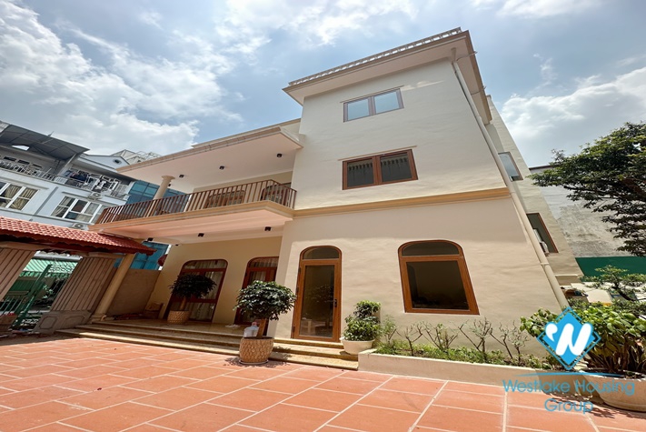 New modern house for rent in Lac Long Quan st, Tay Ho district.