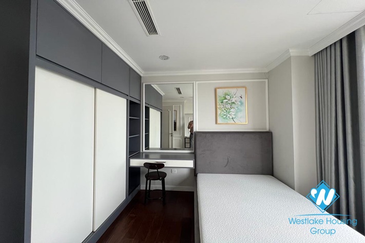 Quality and luxury apartment in D'Leroi Soile 59 Xuan Dieu st, Tay Ho District 