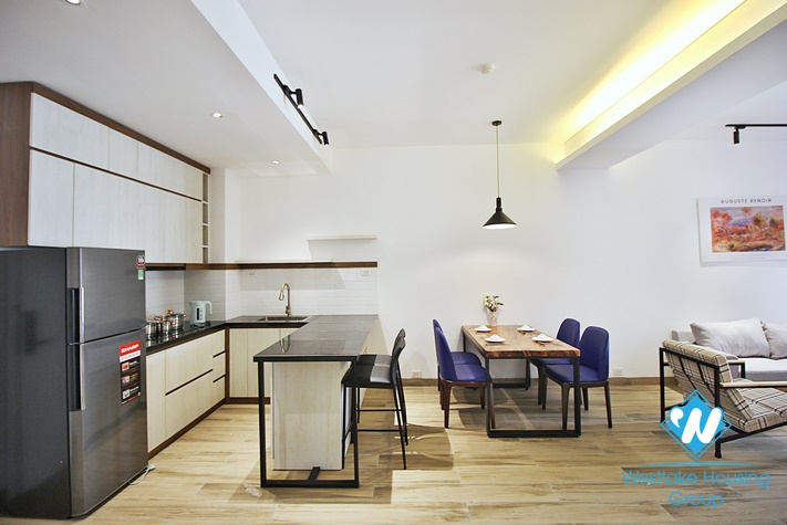 Modern style apartment with 2 bedrooms for rent in Tu Hoa st, Tay Ho 