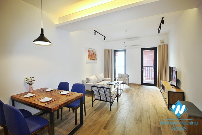 Modern style apartment with 2 bedrooms for rent in Tu Hoa st, Tay Ho 