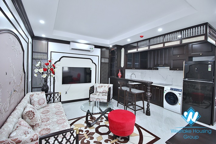 Lake view 2bed apartment for lease in Xuan Dieu, Tay Ho