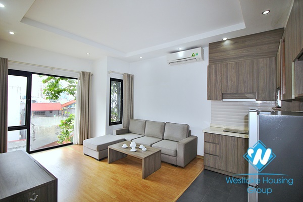 A brightly 1 bedroom apartment for rent in Tu hoa, Tay ho
