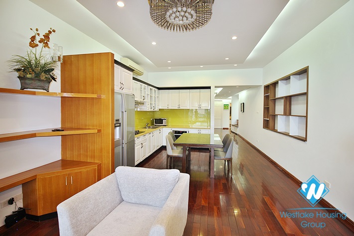 Lake view and spacious 3 beds apartment for lease in Vu Mien st, Tay Ho