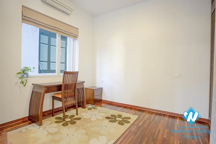 A giant four bedrooms apartment for rent in Au Co st, Tay Ho