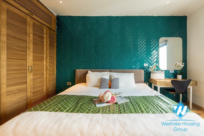 Spacious 2 bedroom aparment with lakeview for rent in Tay Ho area.