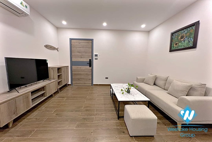 Nice 2 bedrooms for rent in Xuan La st, Tay Ho District 