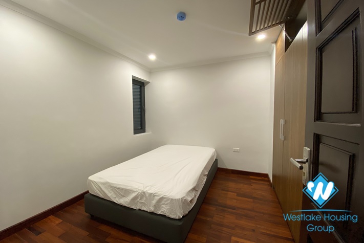 Fully furnished apartment for lease in Kim Ma st, Ba Dinh district.
