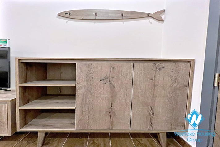 Nice 2 bedrooms for rent in Xuan La st, Tay Ho District 