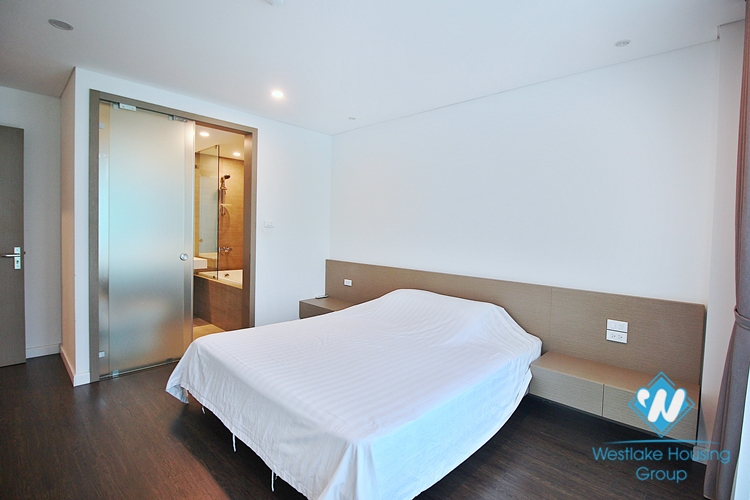 Morden 2 bedrooms apartment for rent in Tay Ho, Ha Noi