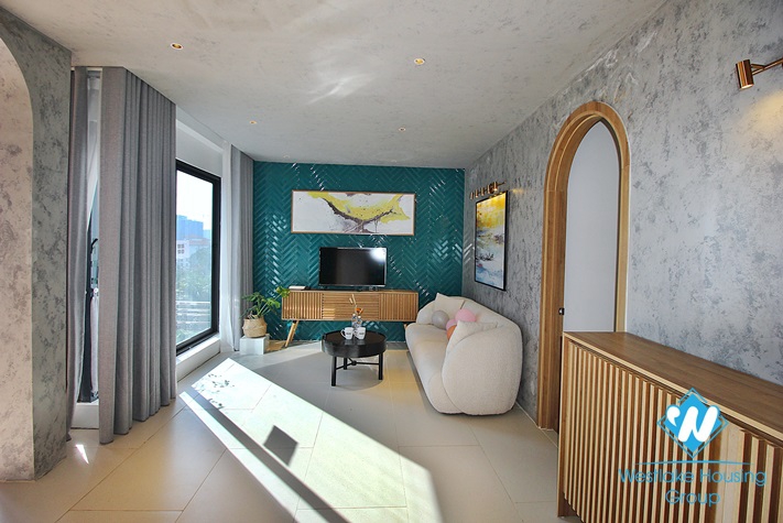 Spacious 2 bedroom aparment with lakeview for rent in Tay Ho area.