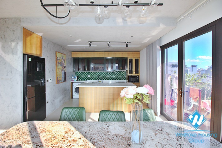Spacious 2 bedroom aparment with lakeview for rent in Tay Ho area.