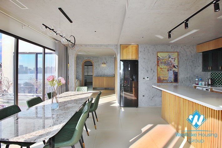 Spacious 2 bedroom aparment with lakeview for rent in Tay Ho area.