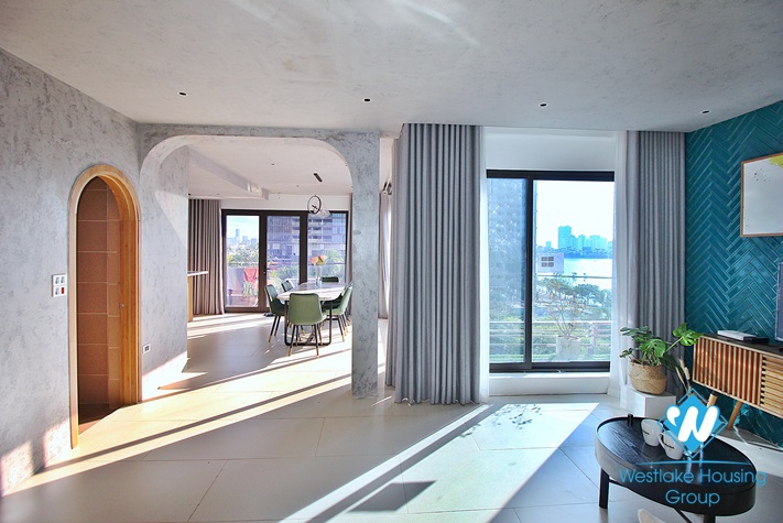 Spacious 2 bedroom aparment with lakeview for rent in Tay Ho area.