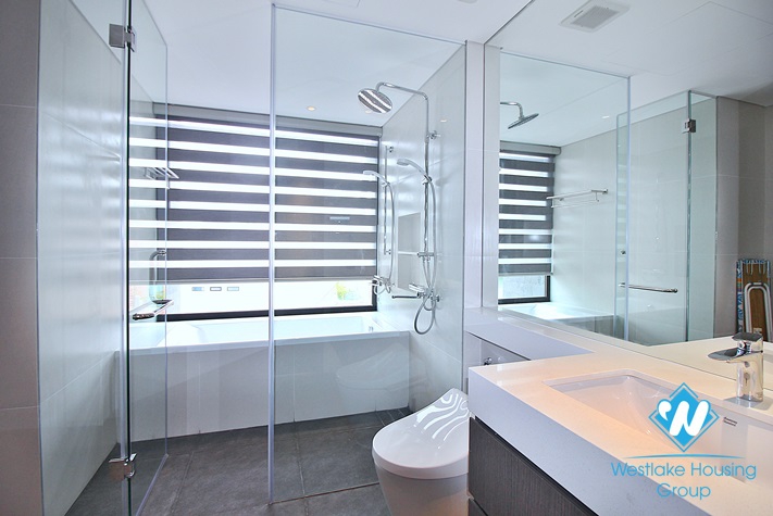 Top floor and lake view two bedrooms apartment for rent in Tu Hoa, Tay Ho
