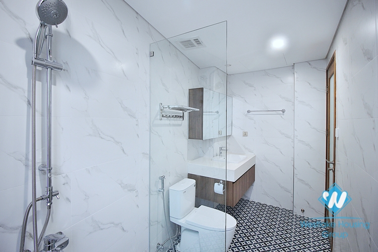 Lake view and brand new 1 bedroom and 1 working room for rent in Tay Ho, Ha Noi
