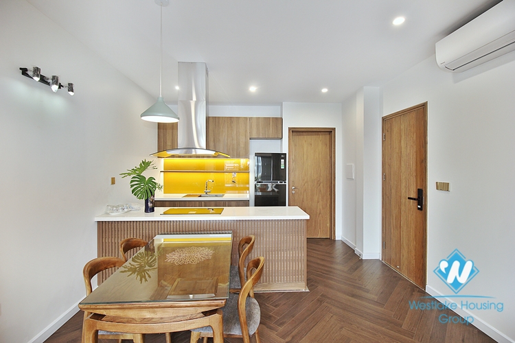 Lake view and brand new 1 bedroom and 1 working room for rent in Tay Ho, Ha Noi