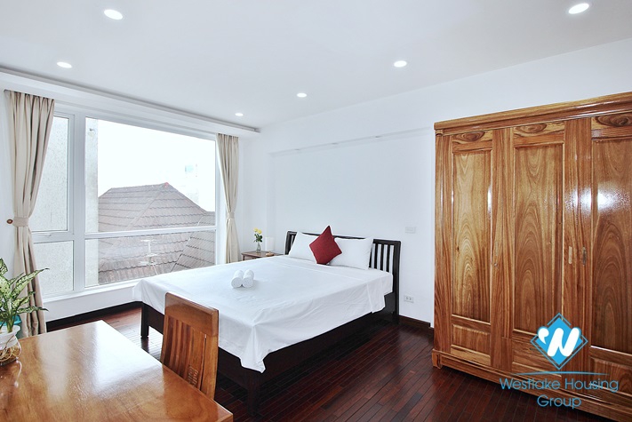 Brightly 2 bedrooms apartment for rent in Xom Chua, Dang Thai Mai, Tay Ho