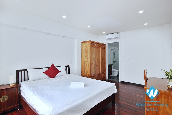 Brightly 2 bedrooms apartment for rent in Xom Chua, Dang Thai Mai, Tay Ho