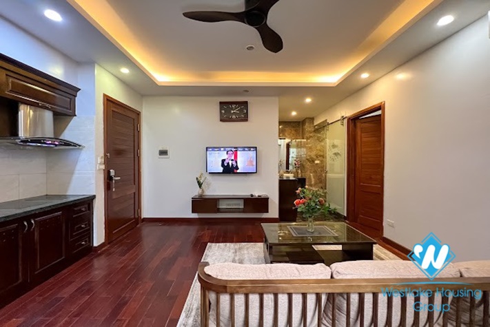 One bedroom bright apartment for rent Kim Ma st,Ba Dinh district 
