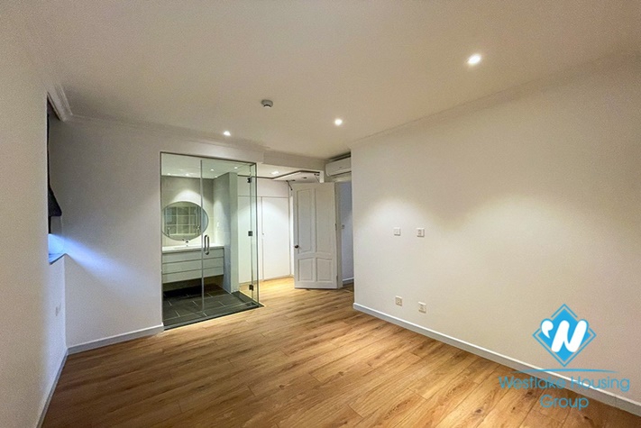 Duplex two bedroom modern for rent in Nhat Chieu st, Tay Ho district.