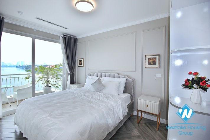 Lake view and brand new 2beds apartment for rent in Xuan Dieu, Tay Ho