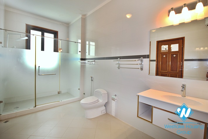 Unfurnished villa to rent in To ngoc van, Tay ho, Ha noi