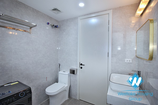 A brightly and modern 2 bedroom apartment in To ngoc van, Tay ho