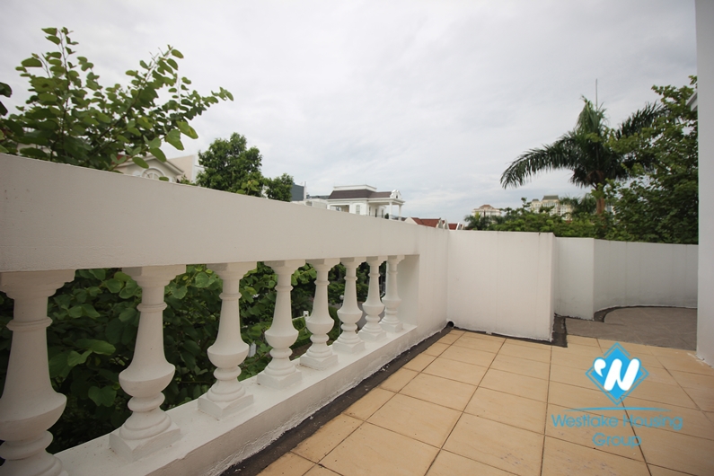 Spacious 4 bedroom villa for rent in T area Ciputra.