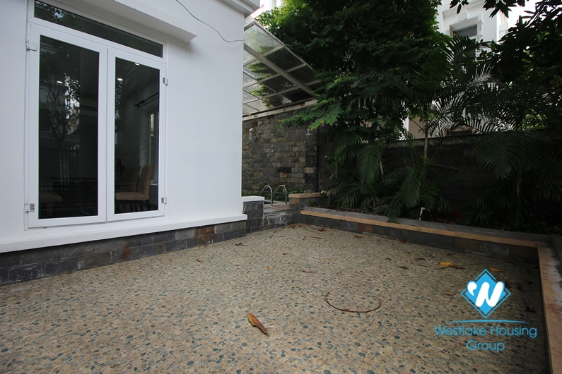 Large garden House for rent in Ciputra, Tay Ho, Ha Noi