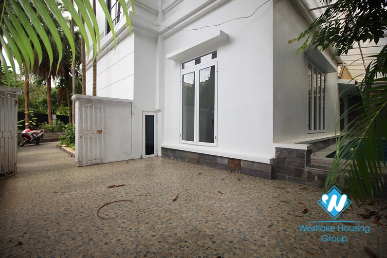 Large garden House for rent in Ciputra, Tay Ho, Ha Noi