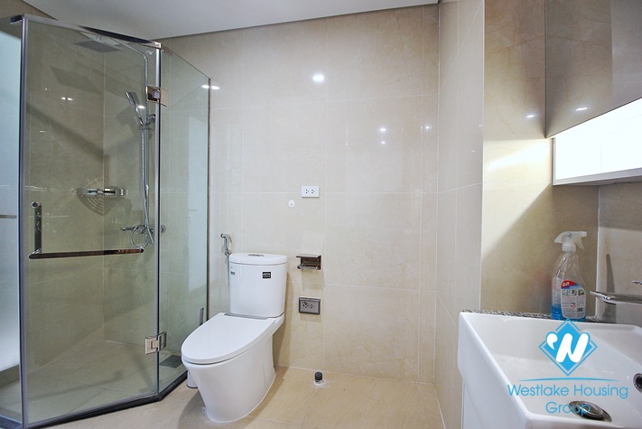 Brand new and bright one bedroom apartment for rent in Xuan Dieu st, Tay Ho