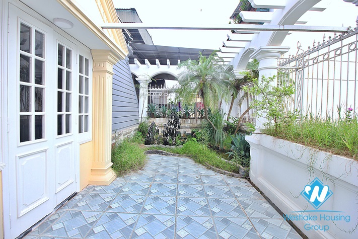 Stunning and luxurious house for rent in Tay Ho, Hanoi 