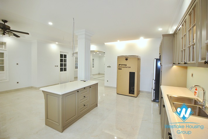 Stunning and luxurious house for rent in Tay Ho, Hanoi 